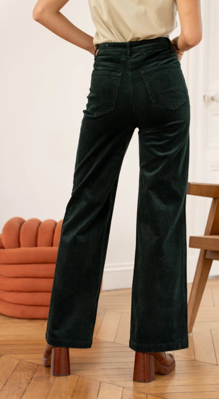 PANTALON EN VELOURS CÔTELÉ